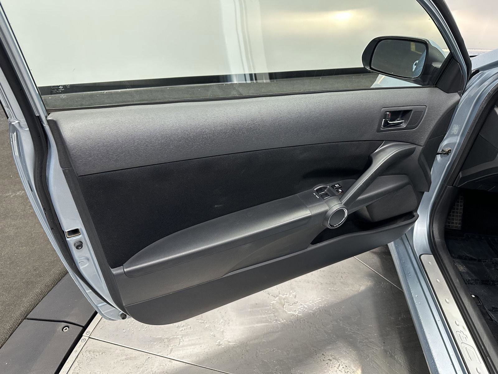 Used 2005 Scion tC image 10