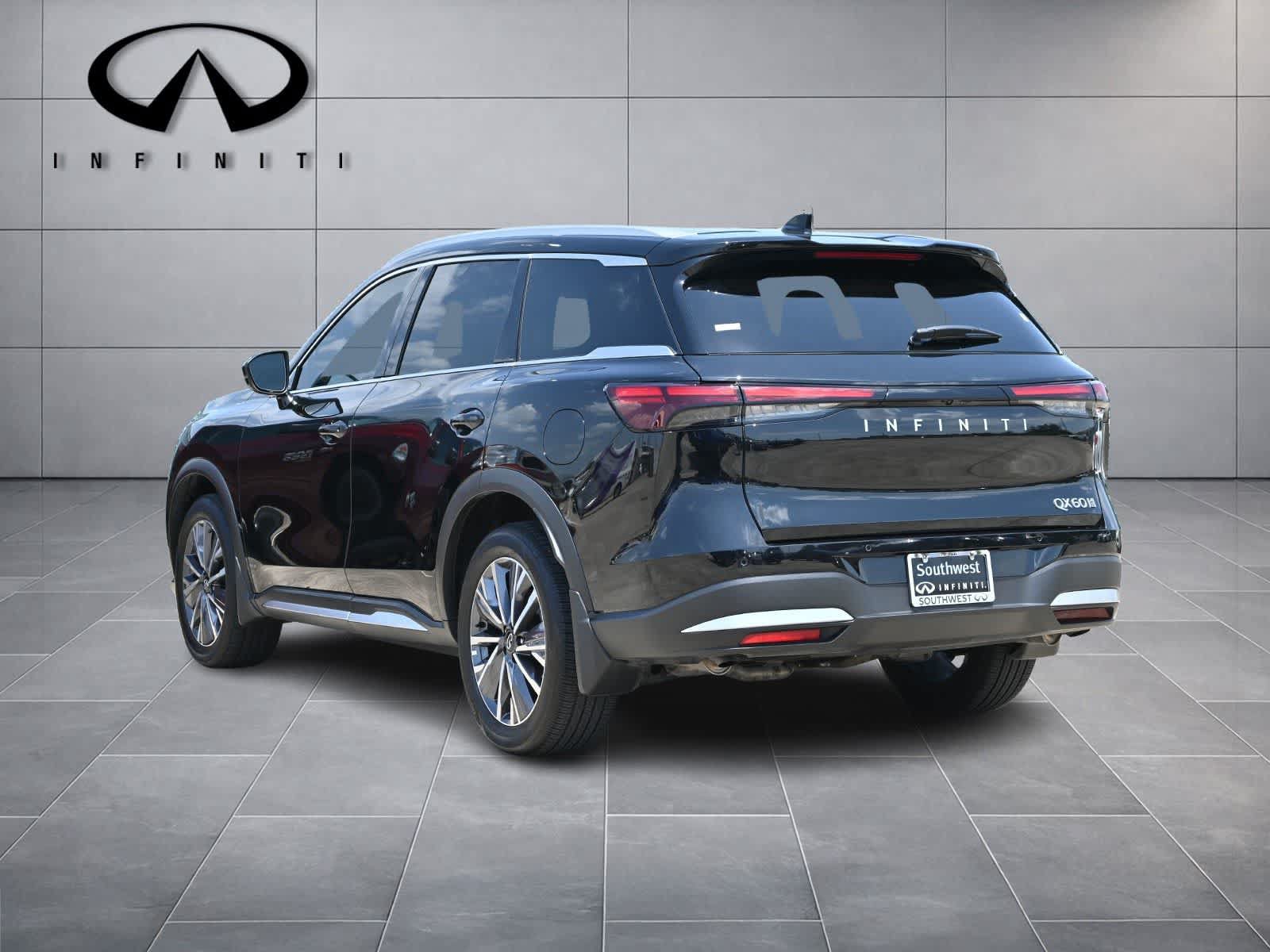 Certified 2026 INFINITI QX60 Luxe w/ Cargo Package AWD/4WD image 5