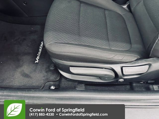 Used 2020 Hyundai Veloster N w/ Performance Package image 31