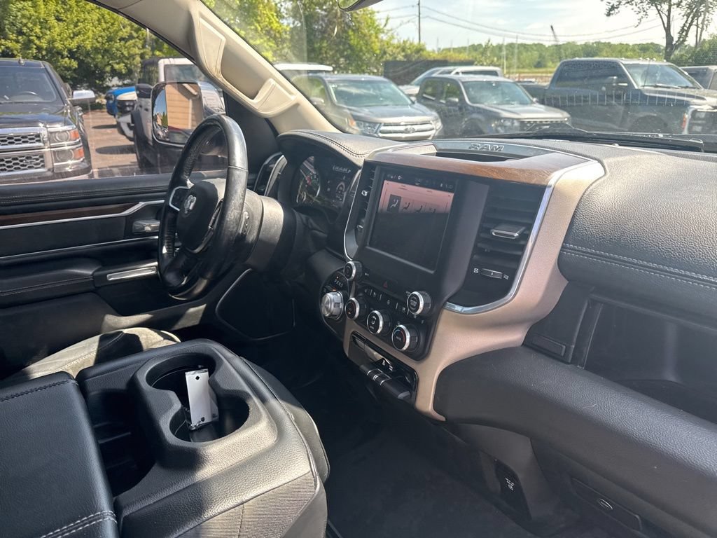 Used 2022 RAM 1500 Laramie AWD/4WD image 40