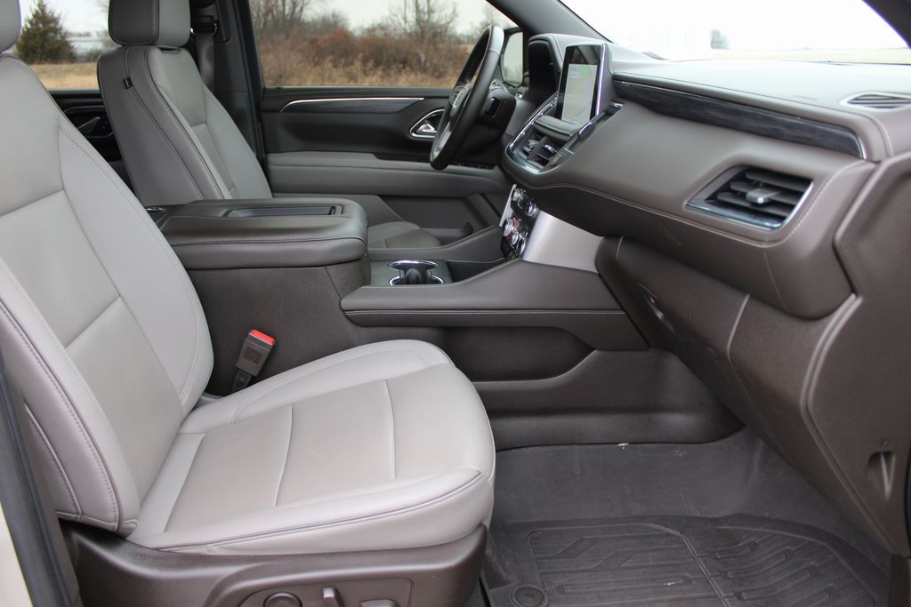 Used 2023 GMC Yukon SLT w/ SLT Luxury Package image 21