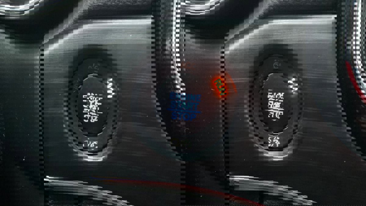 Used 2020 Jeep Grand Cherokee Limited image 36