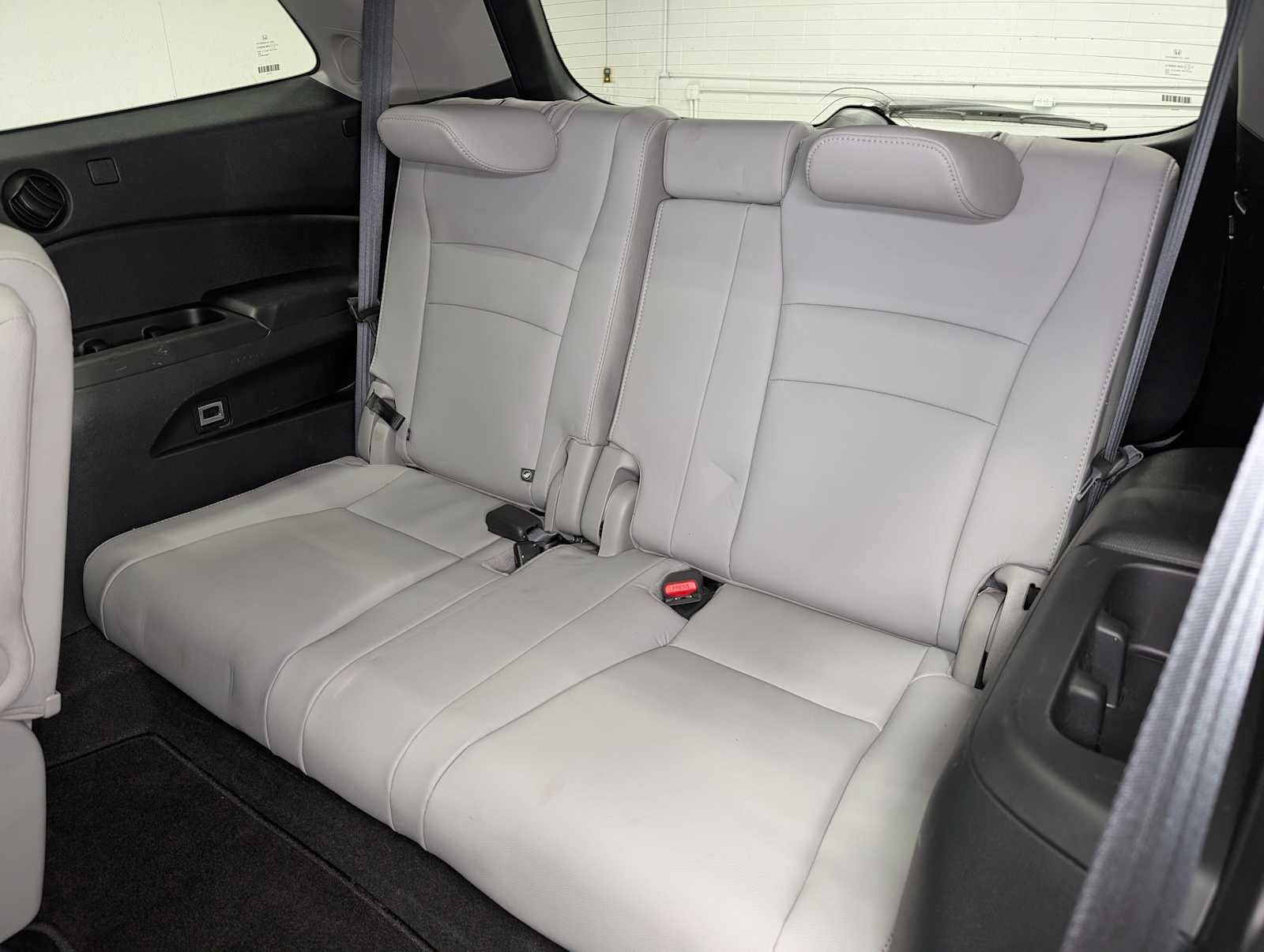 Used 2021 Honda Pilot Elite image 17