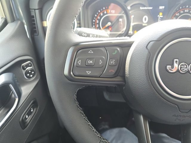 New 2026 Jeep Gladiator Sport AWD/4WD image 13