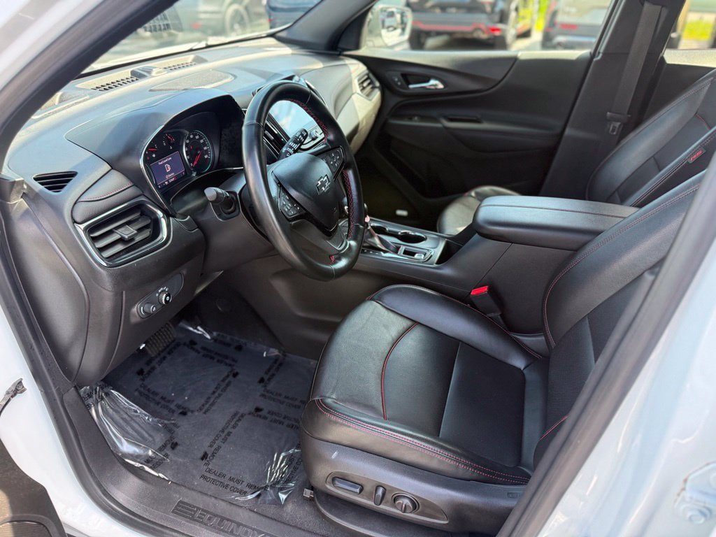 Used 2023 Chevrolet Equinox RS w/ RS Leather Package AWD/4WD image 14