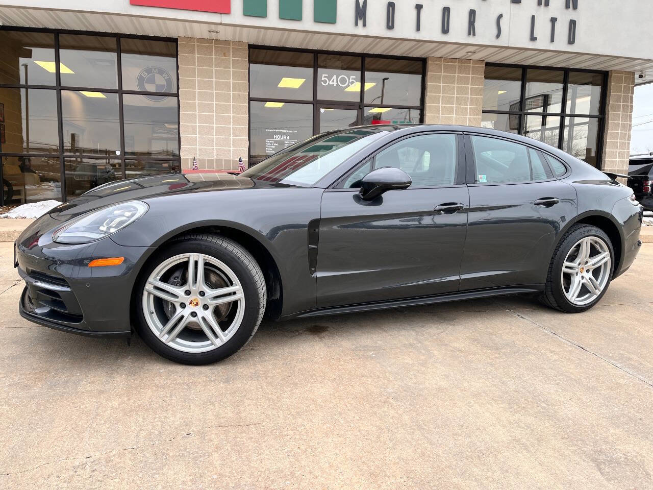 Used 2019 Porsche Panamera 4 image 2