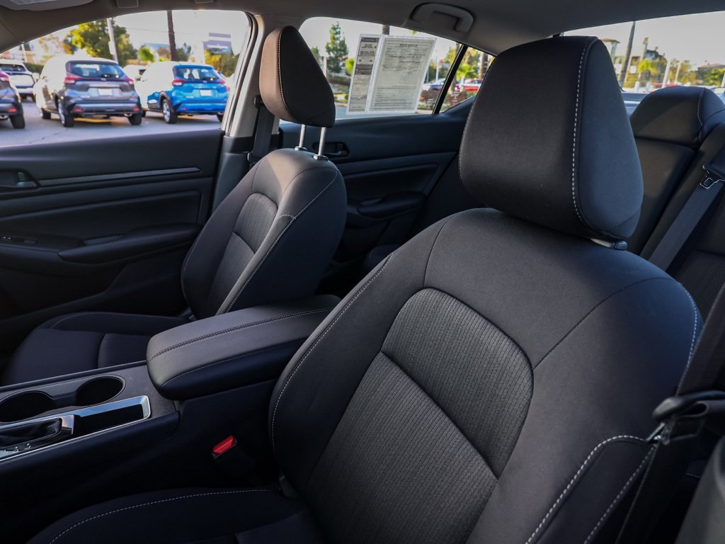 Used 2025 Nissan Altima 2.5 S image 15