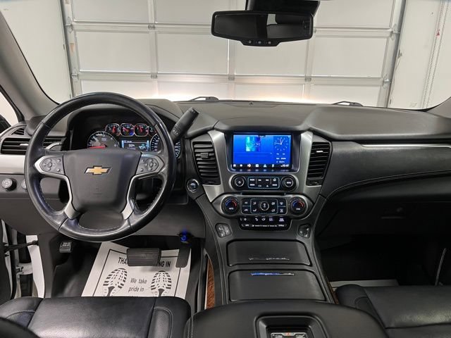 Used 2019 Chevrolet Tahoe Premier w/ RST Edition AWD/4WD image 17