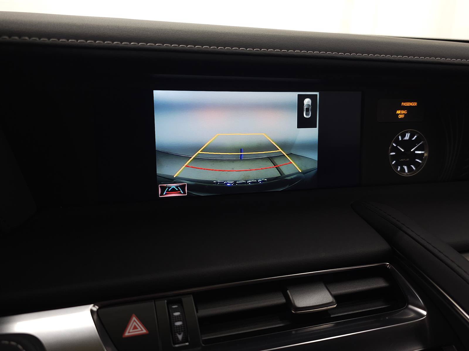 Used 2018 Lexus LC 500 Coupe w/ Touring Package RWD image 28