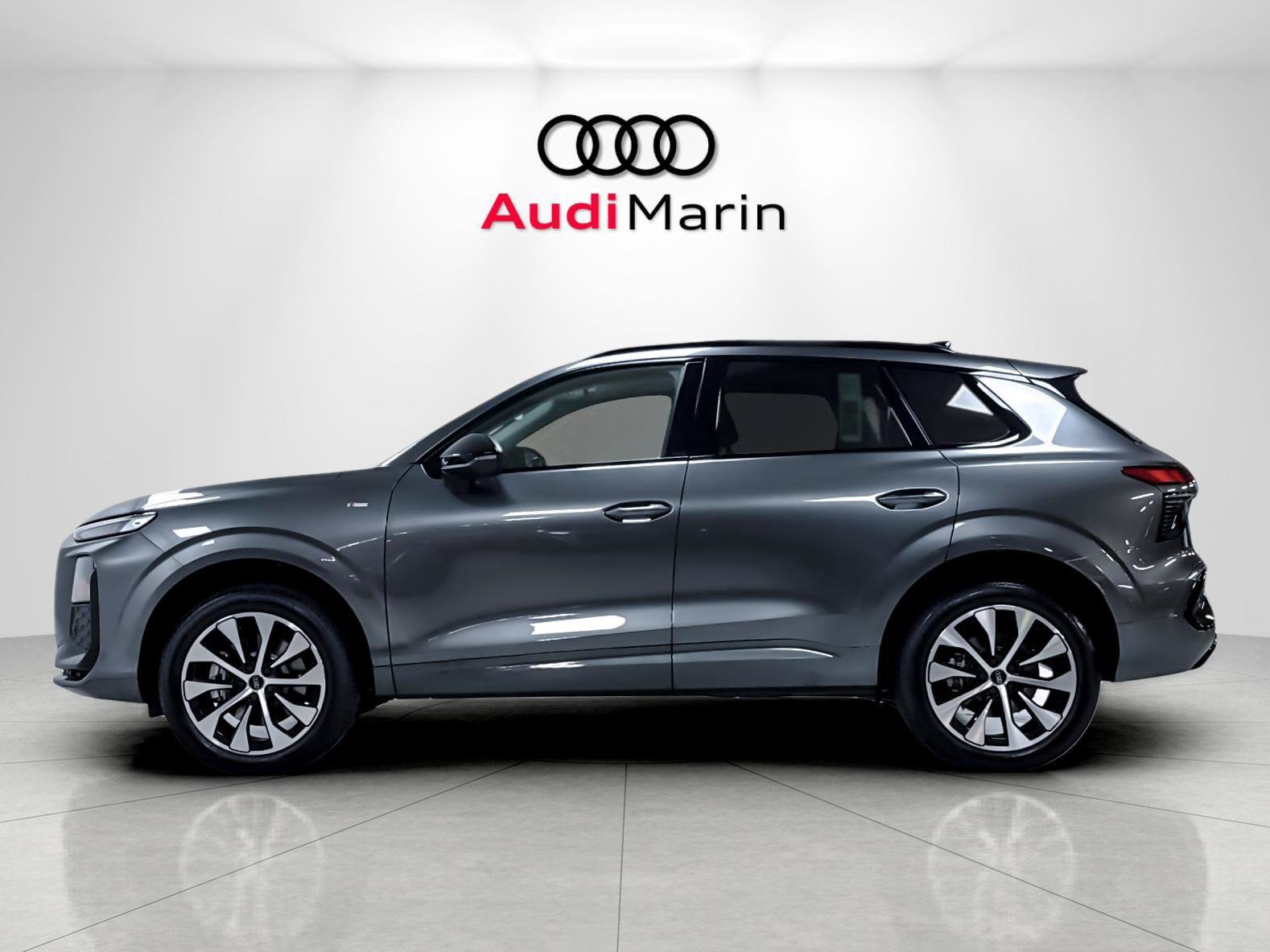 New 2026 Audi Q3 quattro 2.0T AWD/4WD image 2