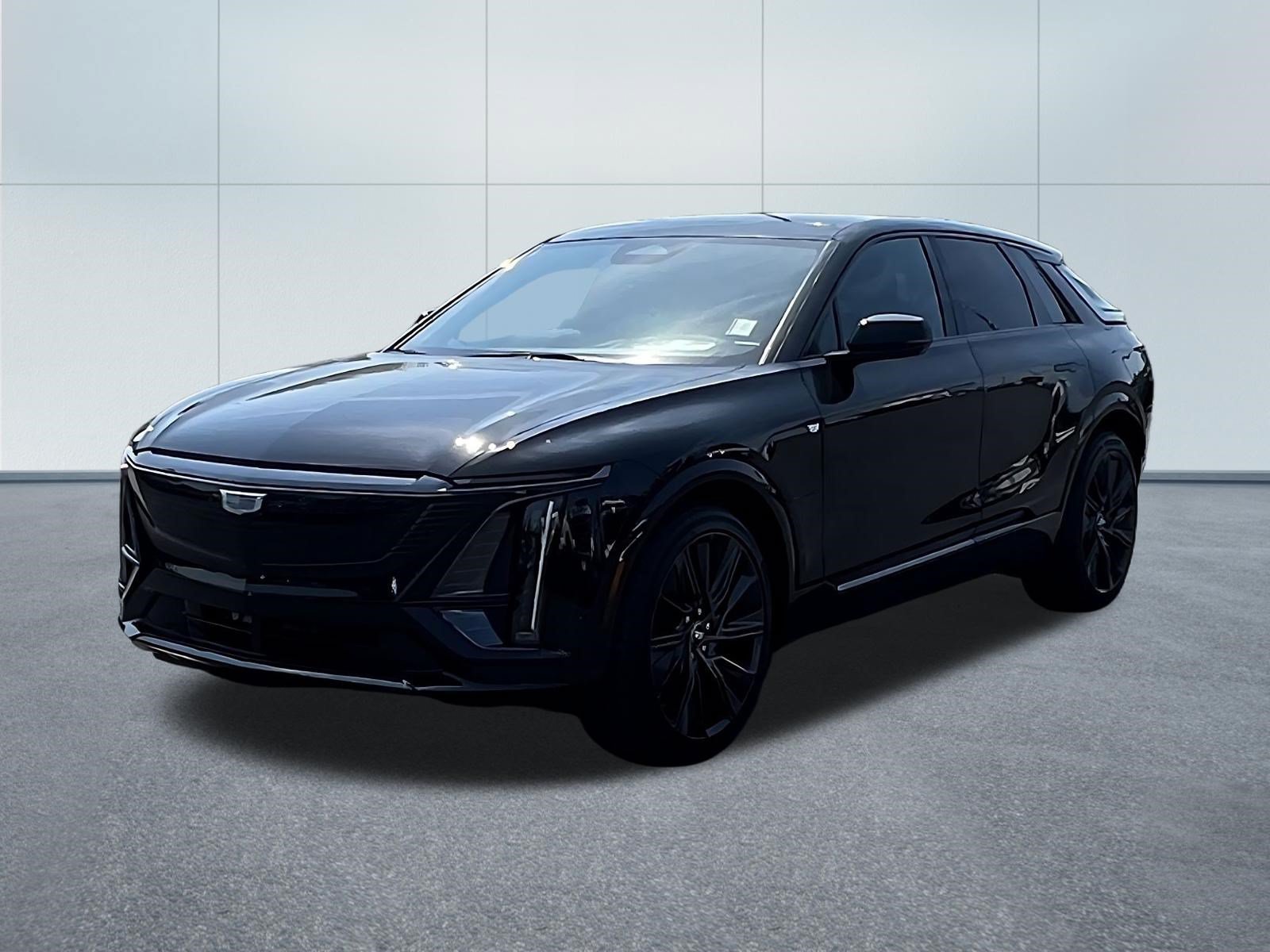 New 2026 Cadillac Lyriq Signature Sport AWD/4WD image 3