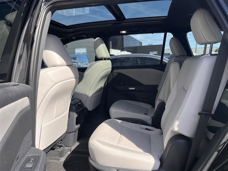 Used 2025 Lexus TX 350 AWD w/ Technology Package image 8