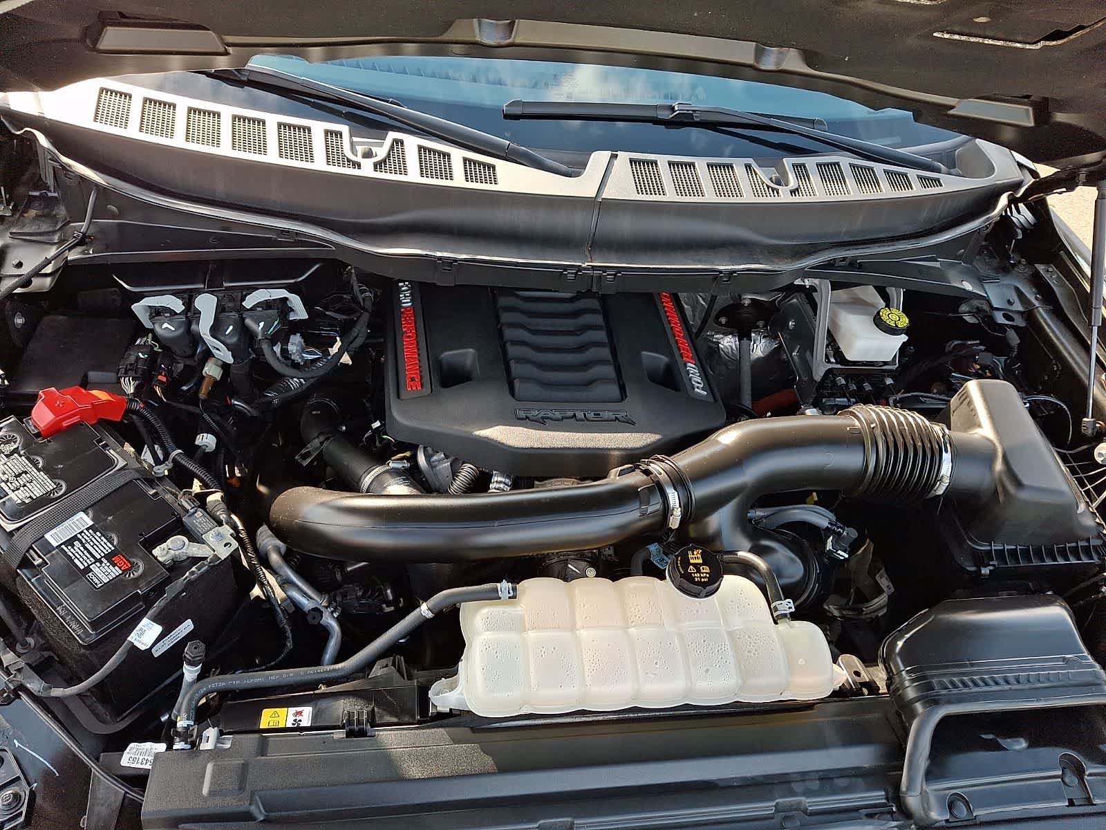 Used 2024 Ford F150 Raptor AWD/4WD image 33