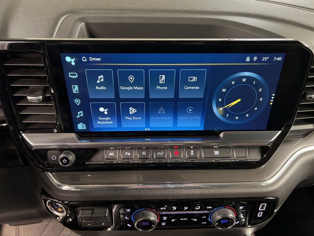 Used 2024 Chevrolet Silverado 1500 High Country w/ High Country Premium Package image 9