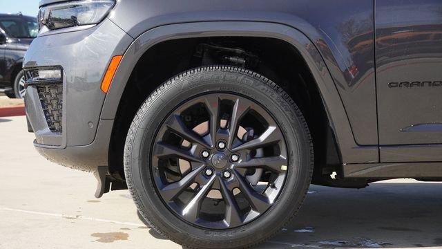 New 2026 Jeep Grand Cherokee Limited AWD/4WD image 5