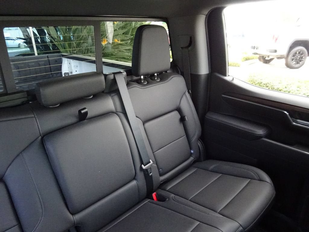 New 2026 GMC Sierra 1500 SLT w/ SLT Premium Package AWD/4WD image 18