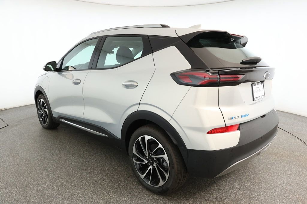 Used 2023 Chevrolet Bolt EUV Premier image 6