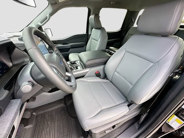 New 2025 Ford F150 Lightning Flash AWD/4WD image 15