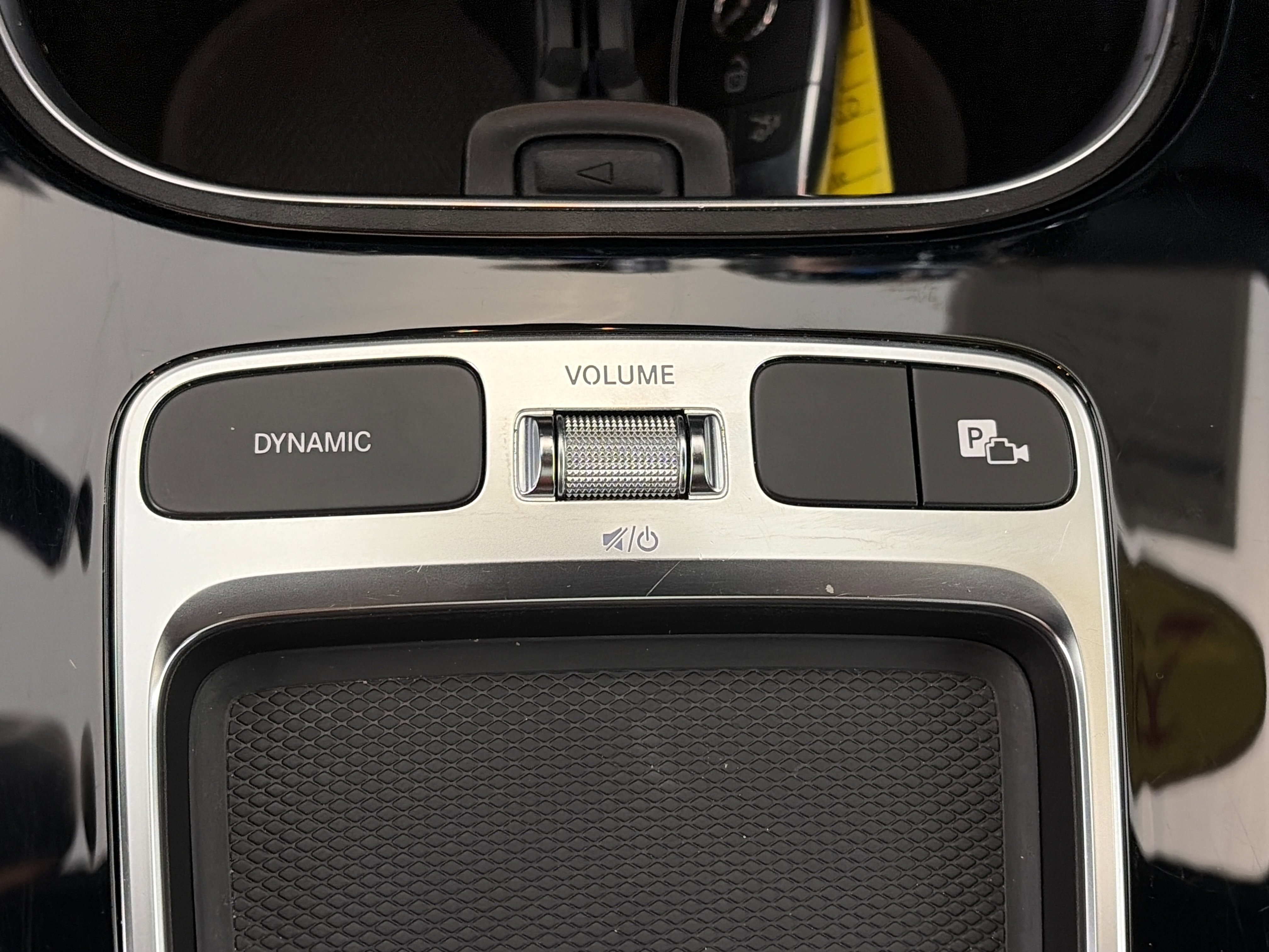 Used 2025 Mercedes-Benz CLA 250 4MATIC image 23