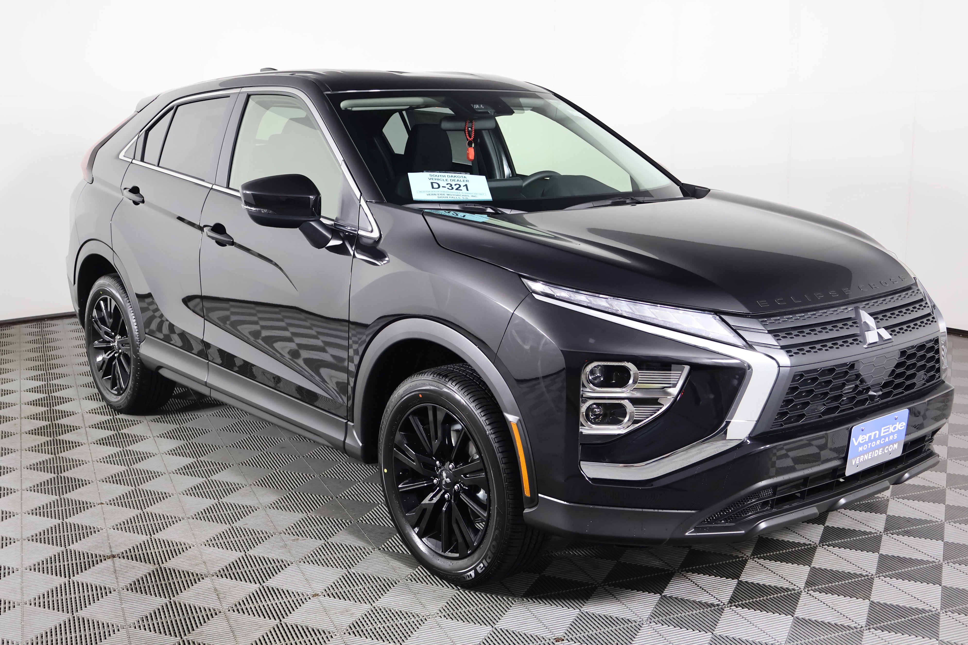 New 2026 Mitsubishi Eclipse Cross LE image 4