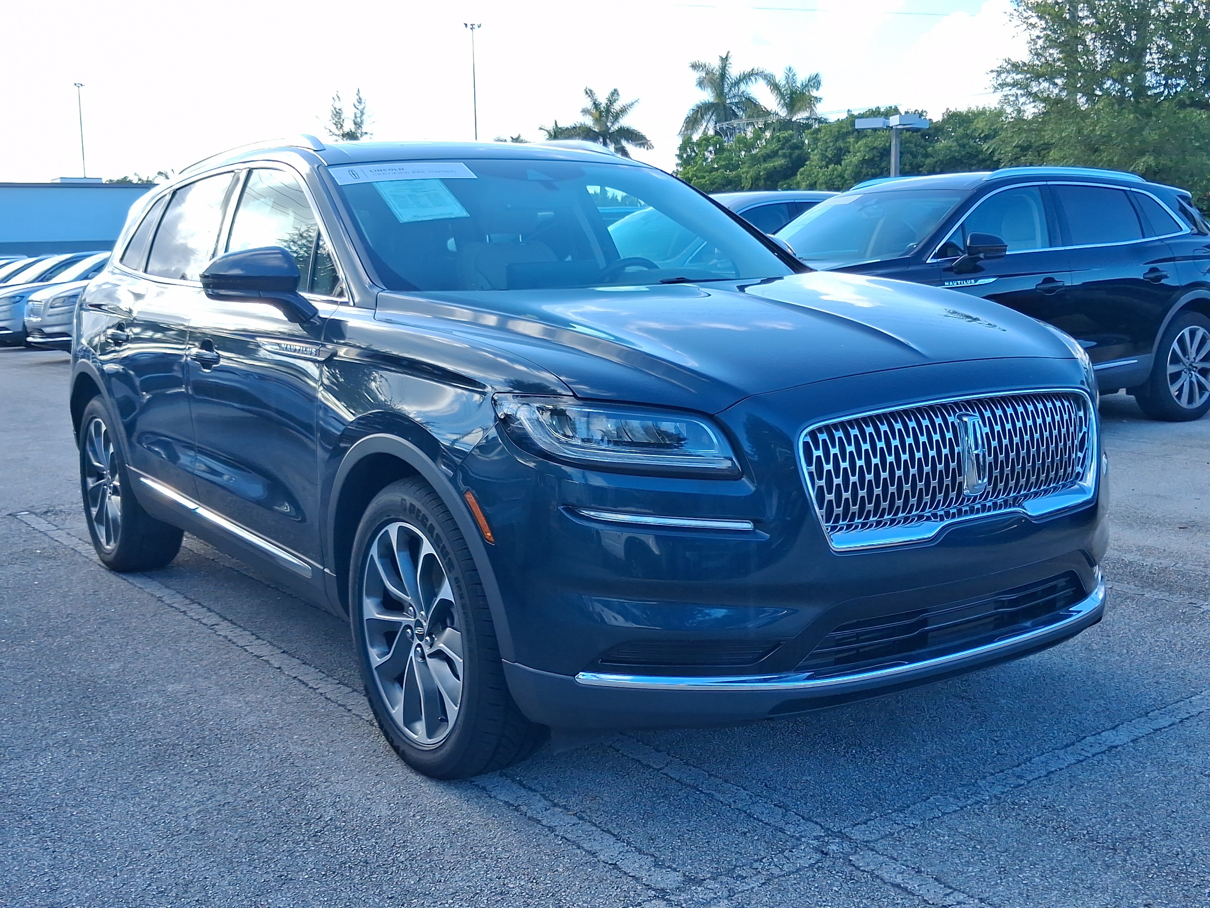 Certified 2023 Lincoln Nautilus Reserve FWD image 23