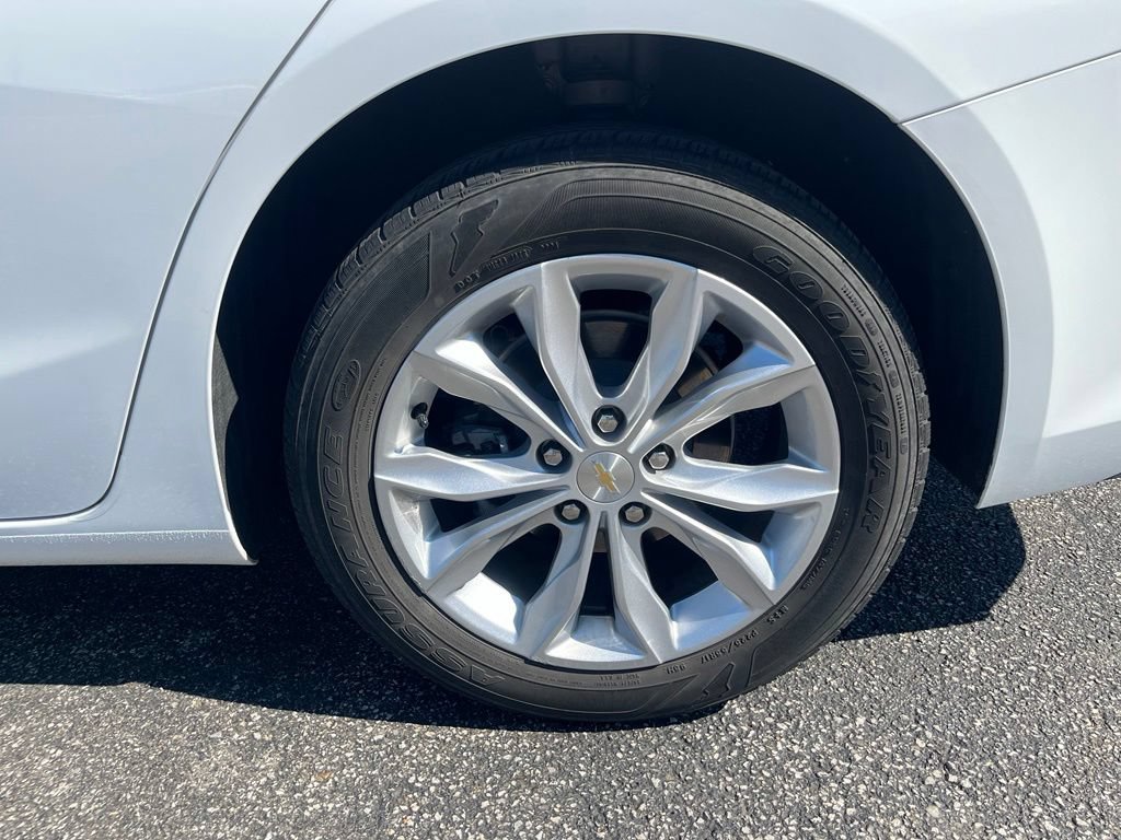 Certified 2025 Chevrolet Malibu LT FWD image 32