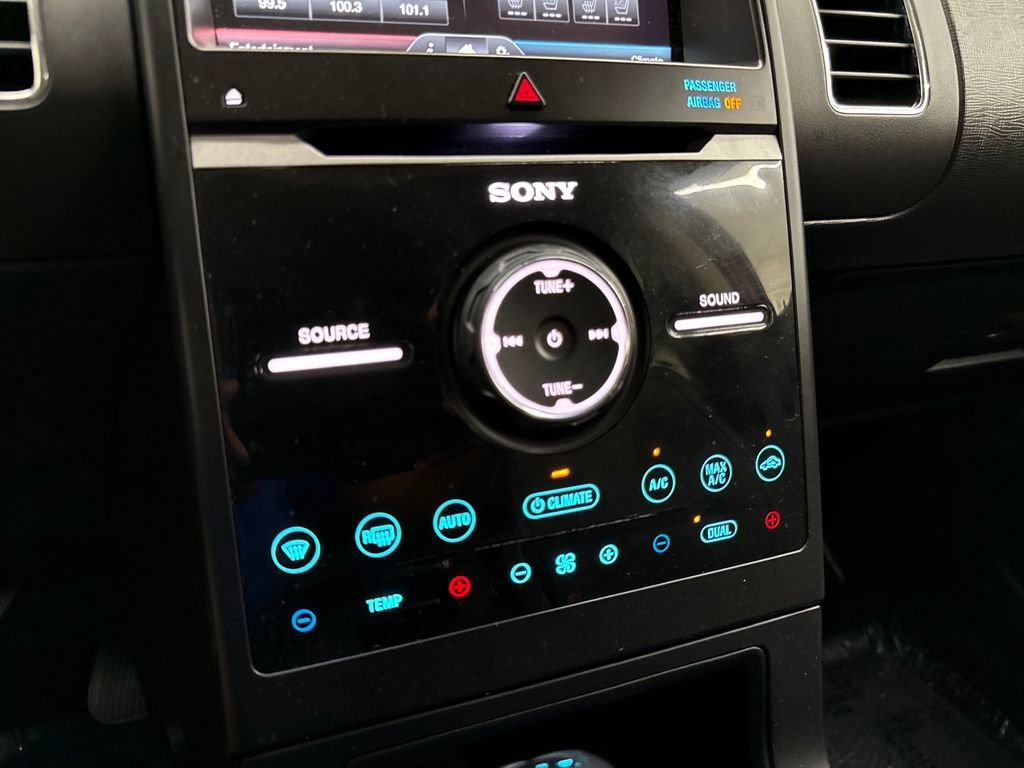 Used 2014 Ford Flex Limited w/ Equipment Group 303A AWD/4WD image 23