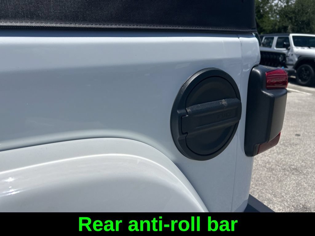 Certified 2025 Jeep Wrangler Unlimited Sahara AWD/4WD image 23