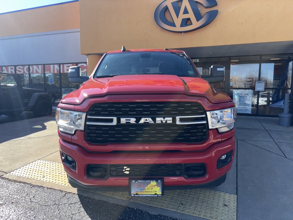 Used 2024 RAM 2500 Big Horn w/ Sport Appearance Package image 10