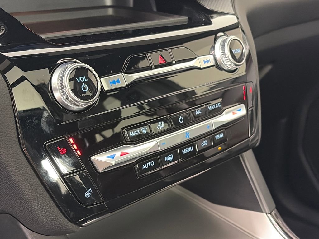 Certified 2023 Ford Explorer ST-Line w/ Class IV Trailer Tow Package image 21