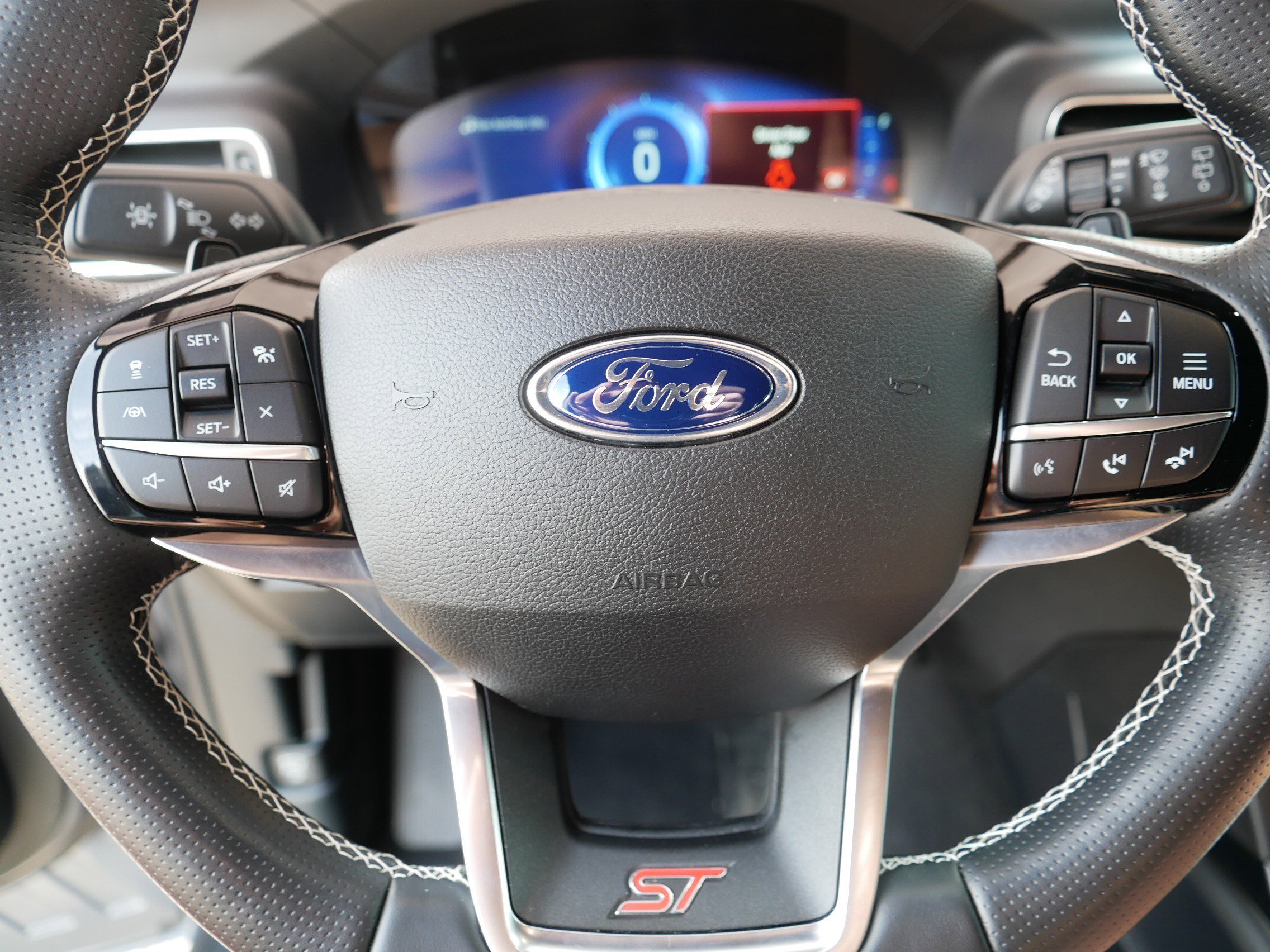 Used 2021 Ford Explorer ST w/ Equipment Group 401A image 25