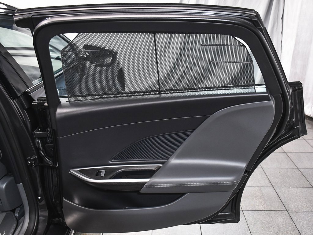 Used 2024 Lucid Air Grand Touring image 15