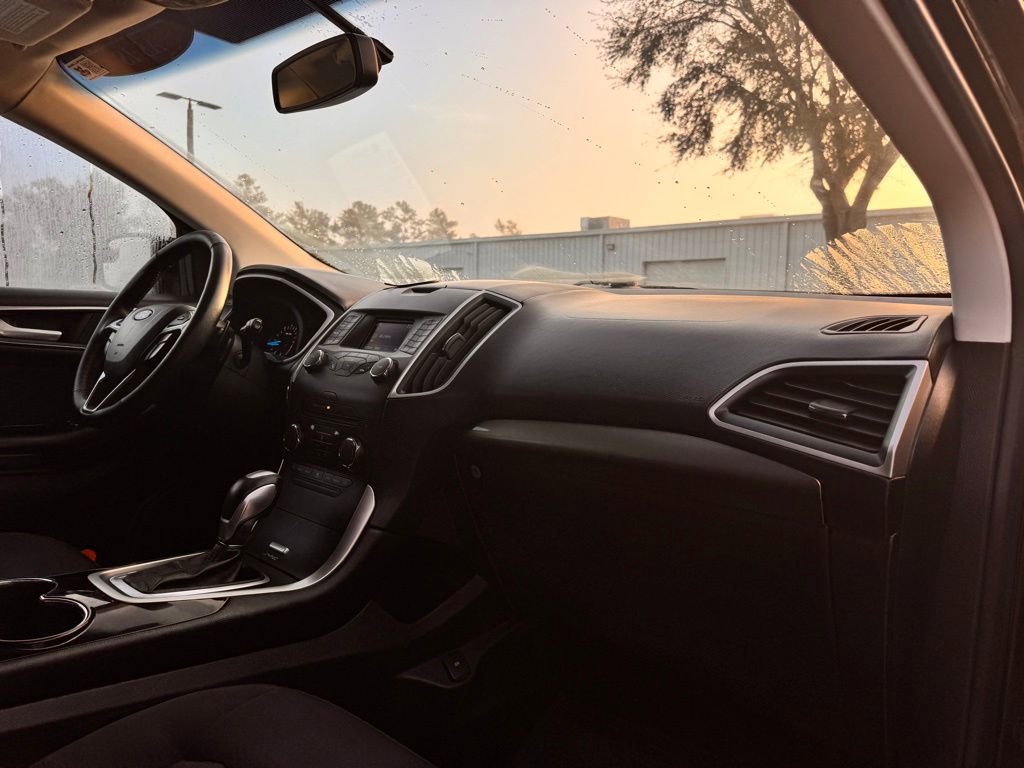 Used 2017 Ford Edge SEL w/ Class II Trailer Tow Package image 29