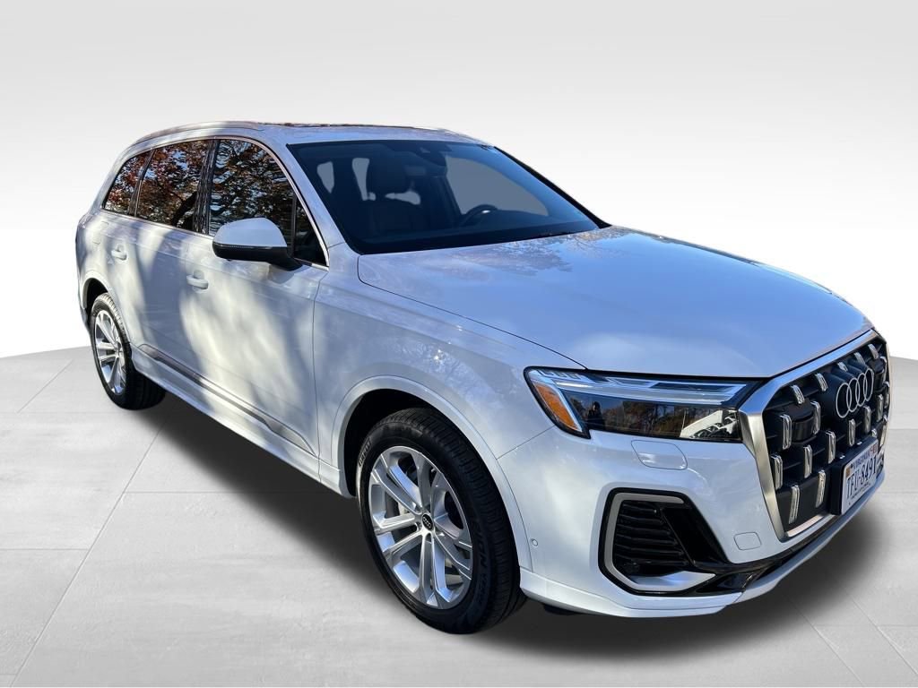Used 2025 Audi Q7 3.0T Premium Plus image 7
