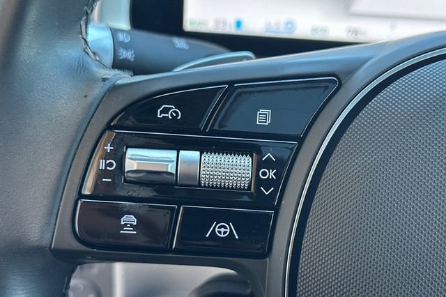 Used 2023 Hyundai Ioniq 6 Limited RWD image 30