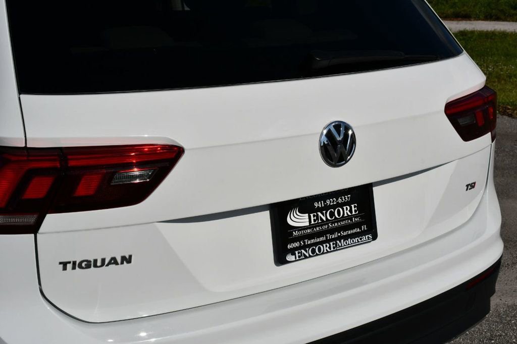 Used 2018 Volkswagen Tiguan S image 10