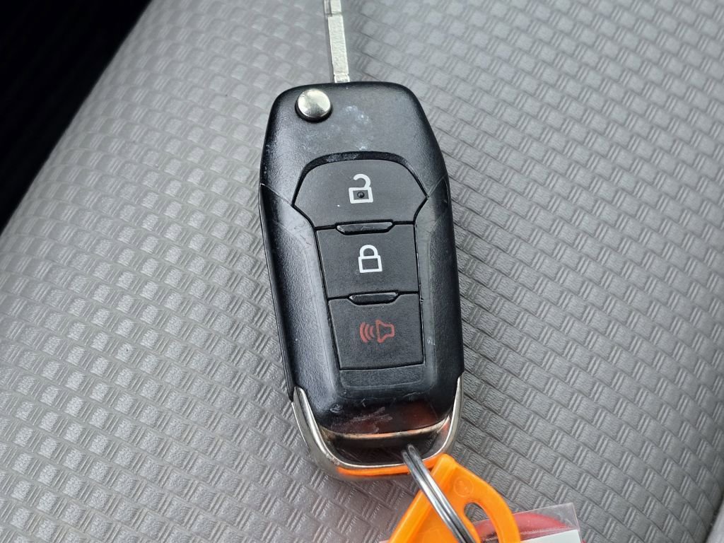 Used 2022 Ford F250 XL w/ Power Equipment Group image 38