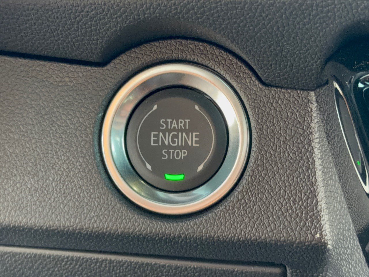 New 2027 Chevrolet Traverse LT FWD image 20