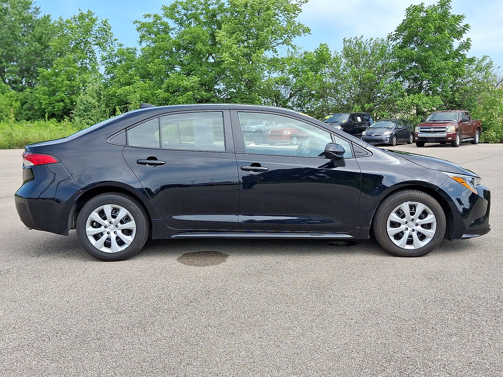 Used 2024 Toyota Corolla LE FWD image 25