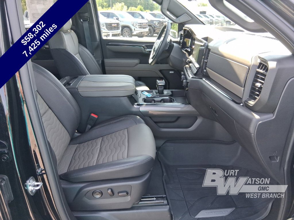 Used 2025 Chevrolet Silverado 1500 ZR2 w/ Technology Package AWD/4WD image 12
