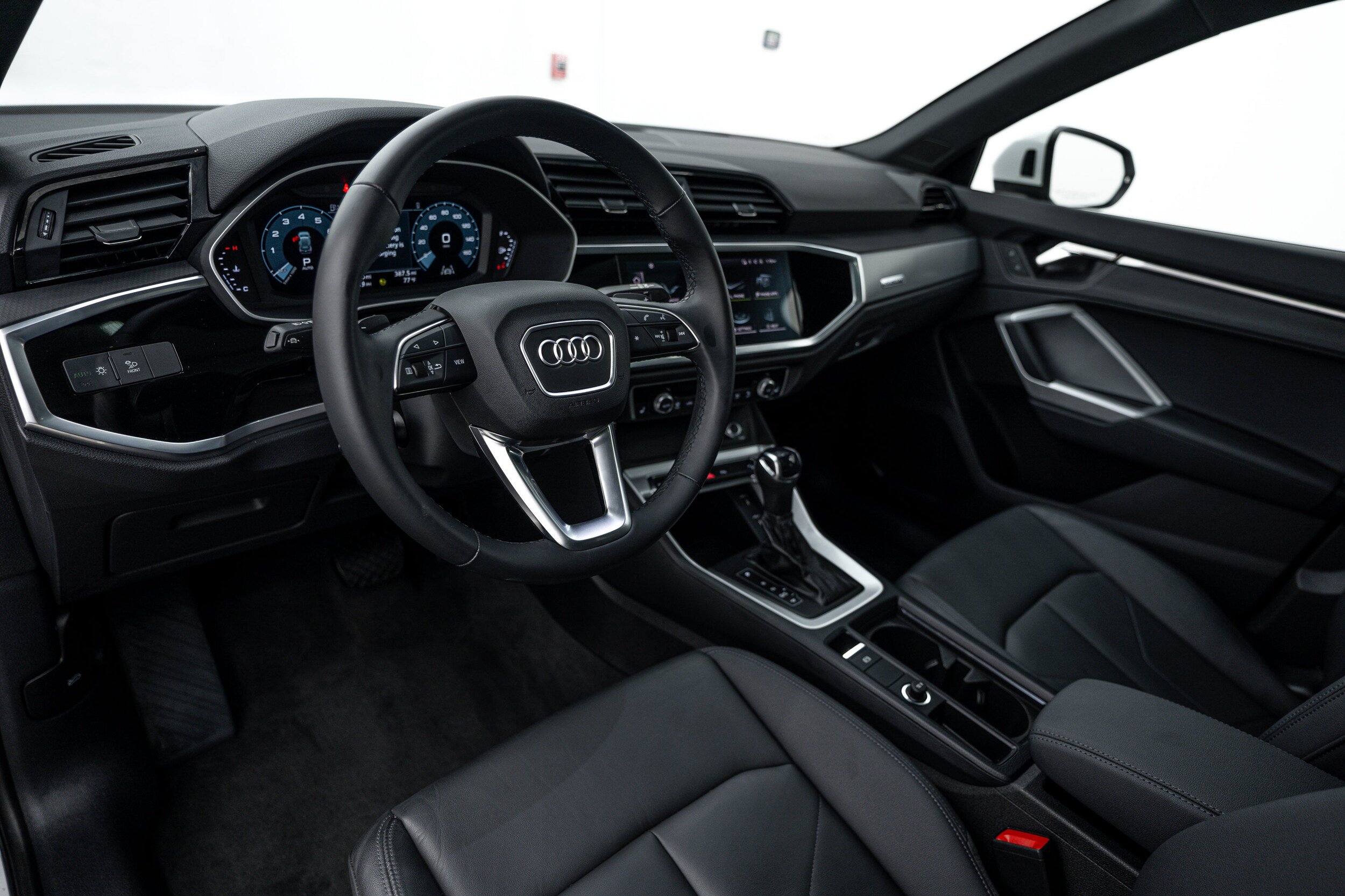 Certified 2023 Audi Q3 2.0T Premium AWD/4WD image 8