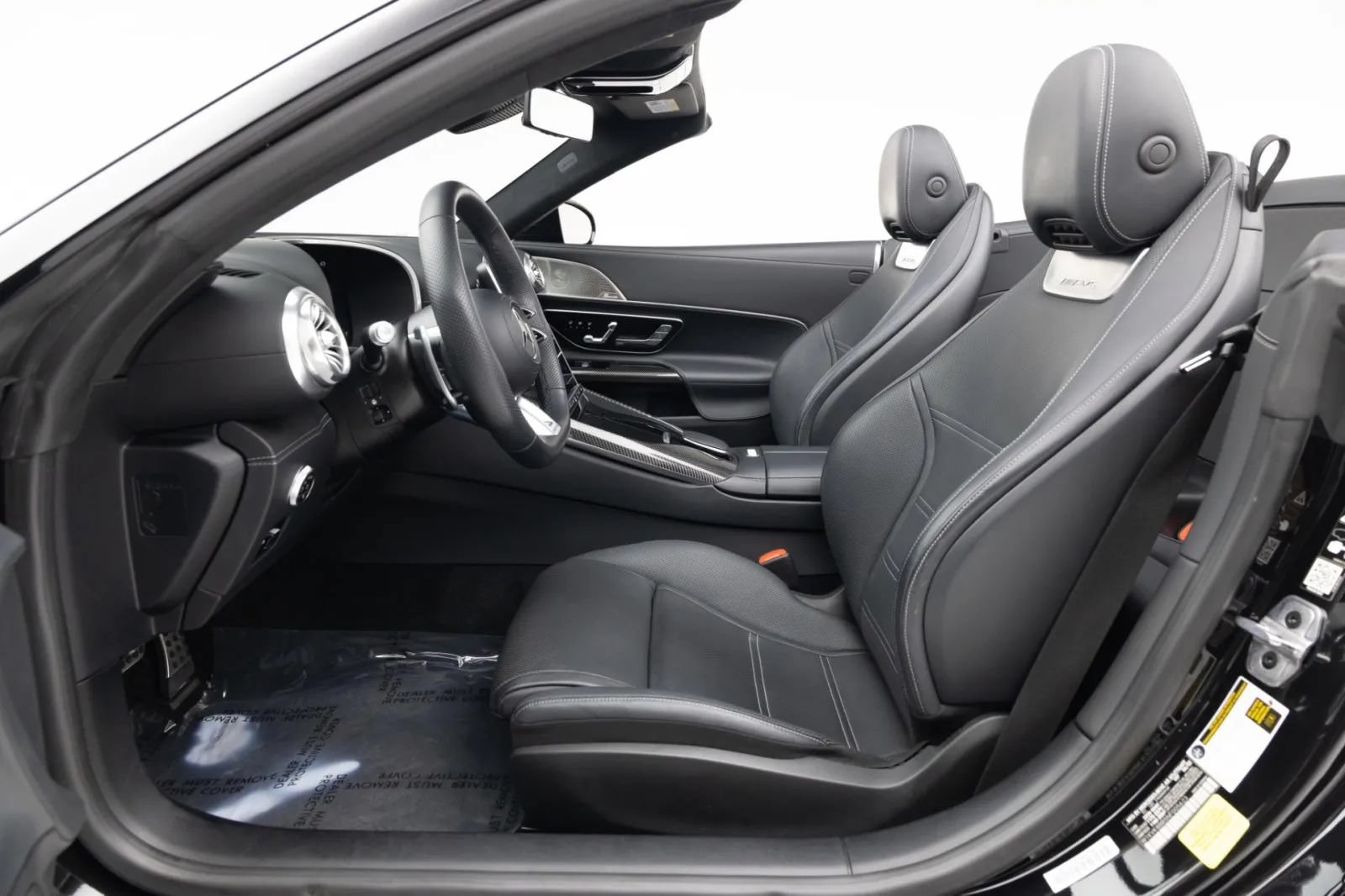 Used 2022 Mercedes-Benz SL 63 AMG 4MATIC w/ AMG Aerodynamic Package image 12