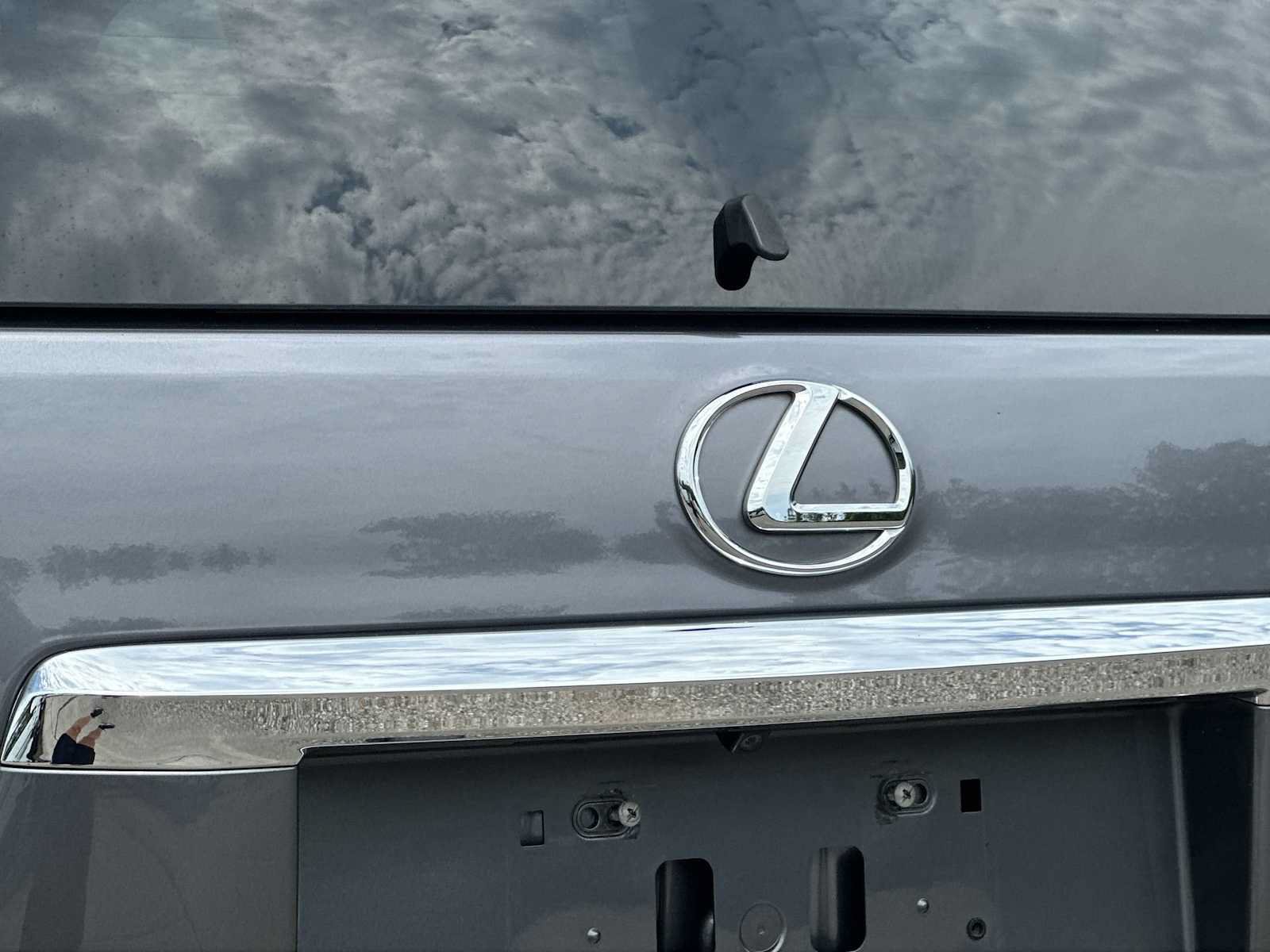 Used 2018 Lexus GX 460 Premium w/ Premium Package AWD/4WD image 12