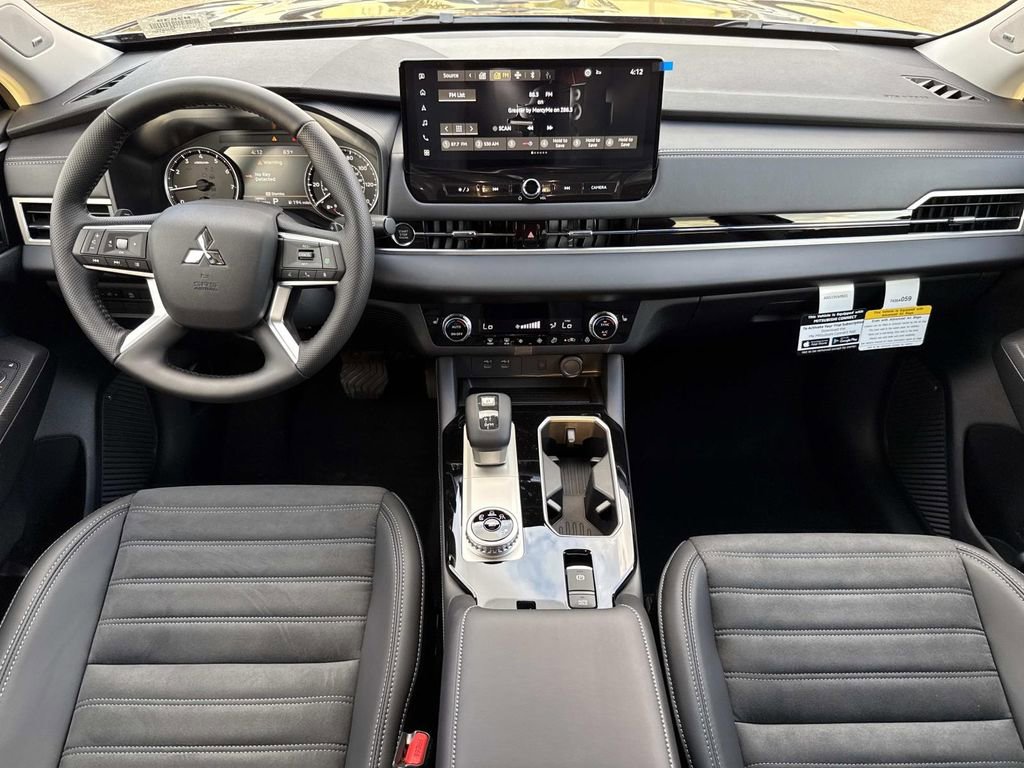 New 2026 Mitsubishi Outlander SE image 16