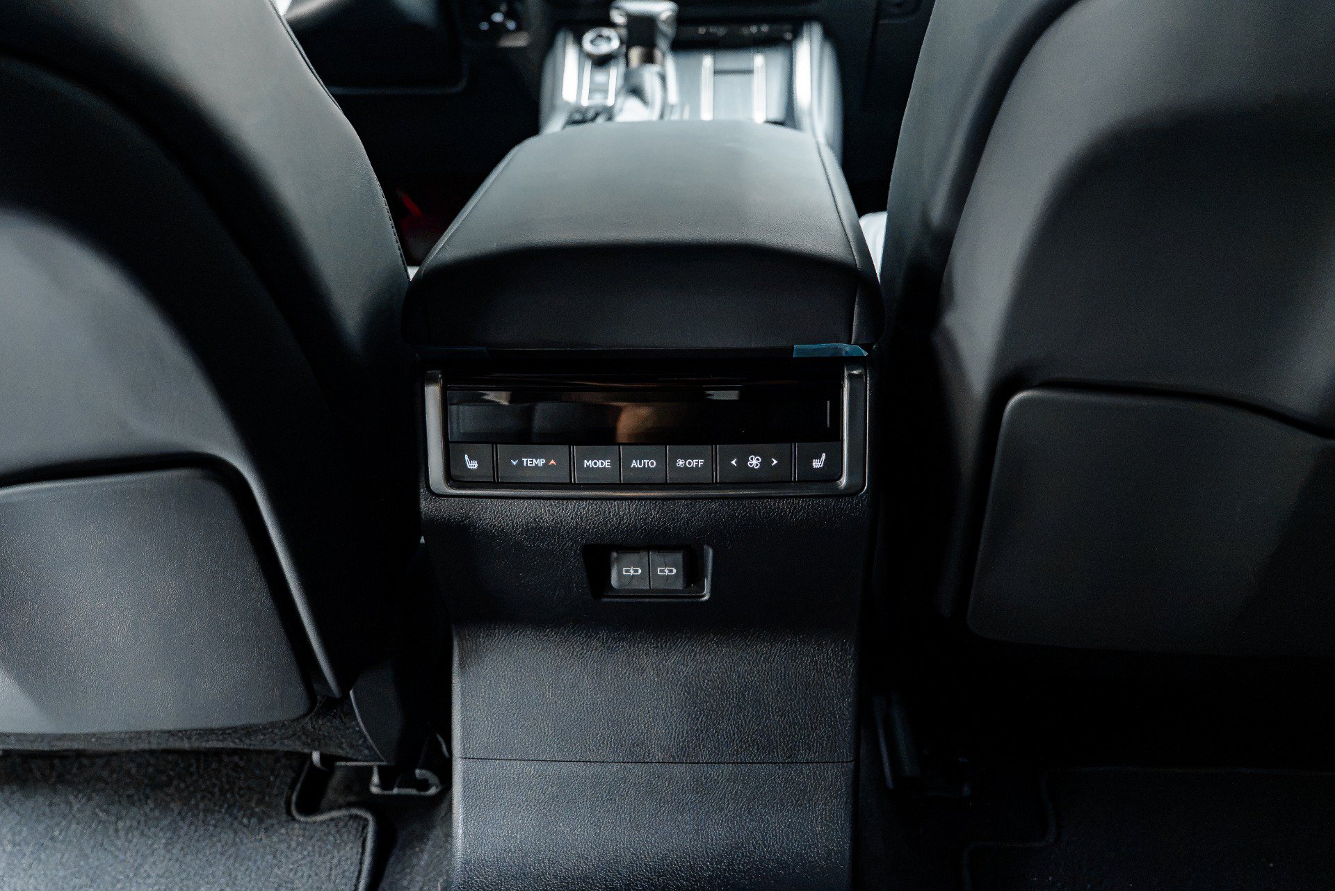 Used 2026 Lexus GX 550 w/ Accessory Package (2T) AWD/4WD image 45
