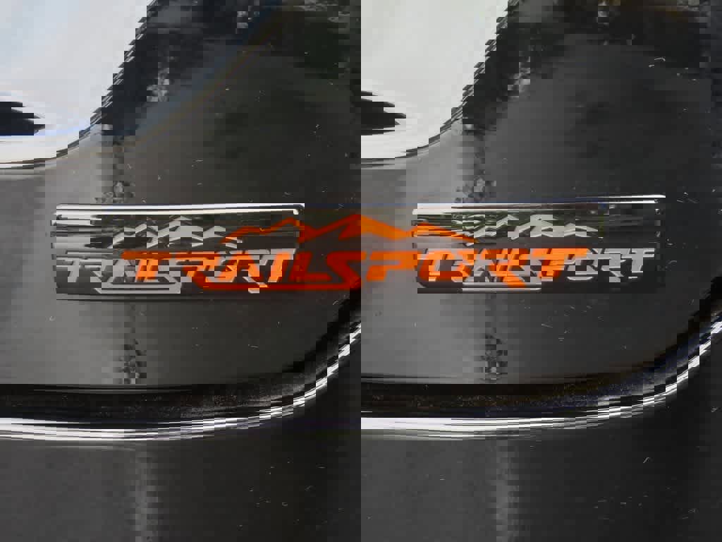 New 2025 Honda Pilot TrailSport image 7