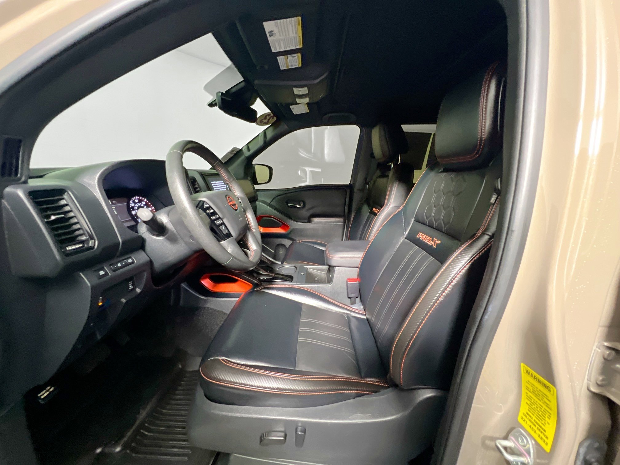 Used 2023 Nissan Frontier Pro-X w/ Pro-X Premium Package image 14