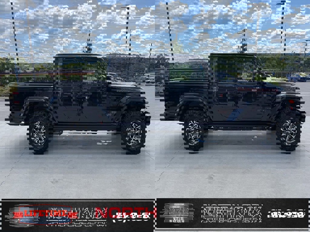 New 2025 Jeep Gladiator Mojave image 27