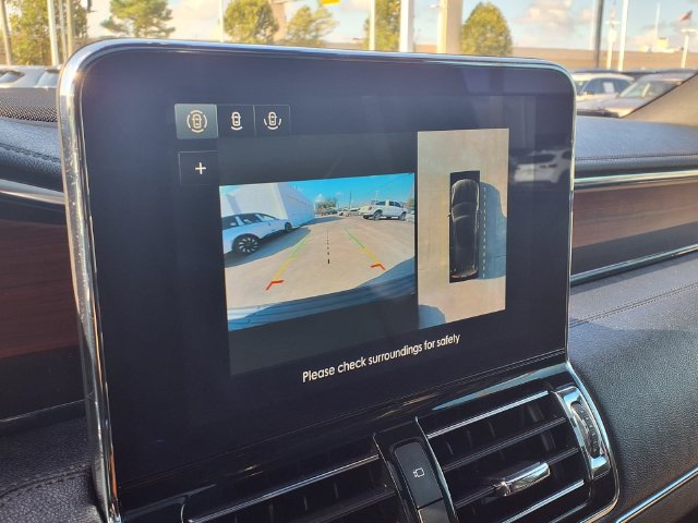 Certified 2020 Lincoln Navigator Reserve w/ Luxury Package AWD/4WD image 14
