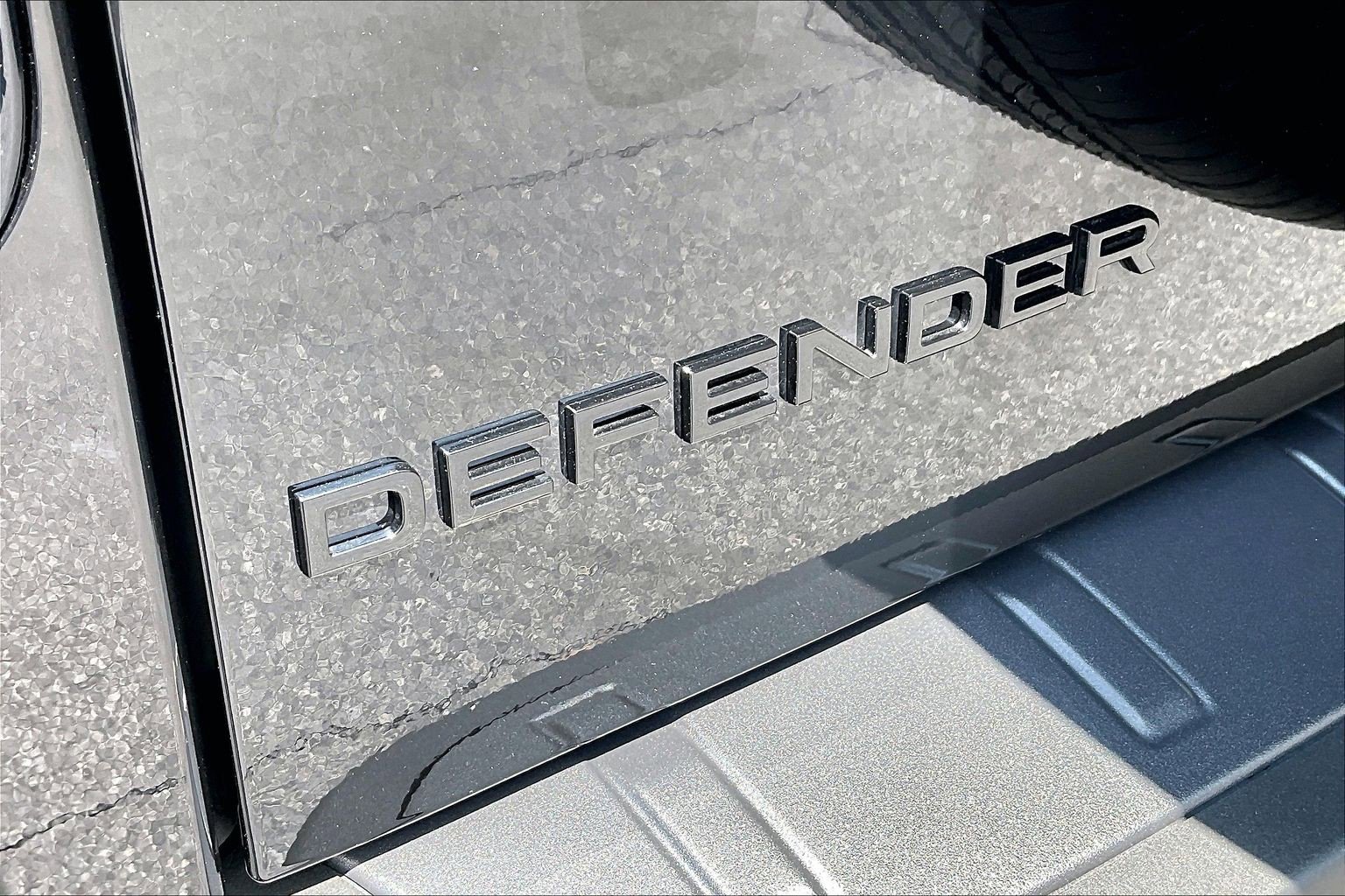 New 2026 Land Rover Defender 110 OCTA AWD/4WD image 7
